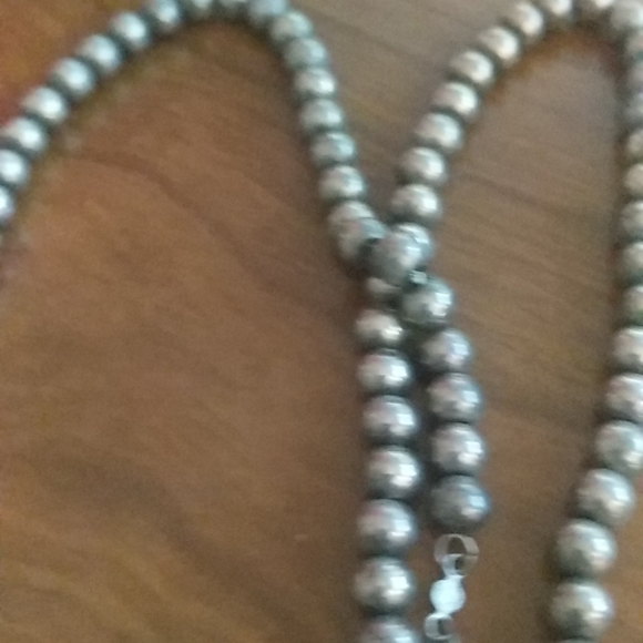 Vintage SS Desert Pearl Necklace - Picture 5 of 12